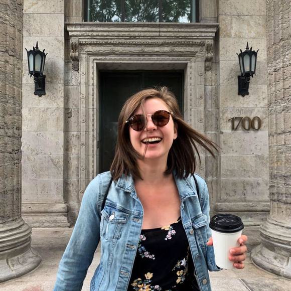 Meet your Posher, Alexandra - Picture 1 of 1